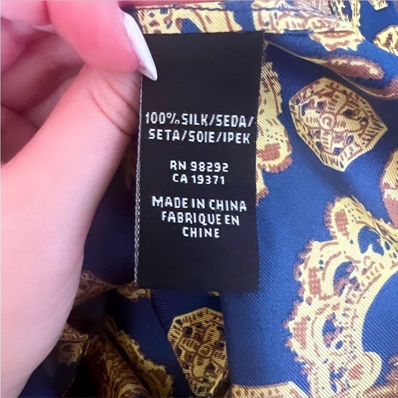 VINTAGE TIBI 100% Silk Blue & Gold Medallion Print Button Up Shift Dress Size 4 - Picture 15 of 15